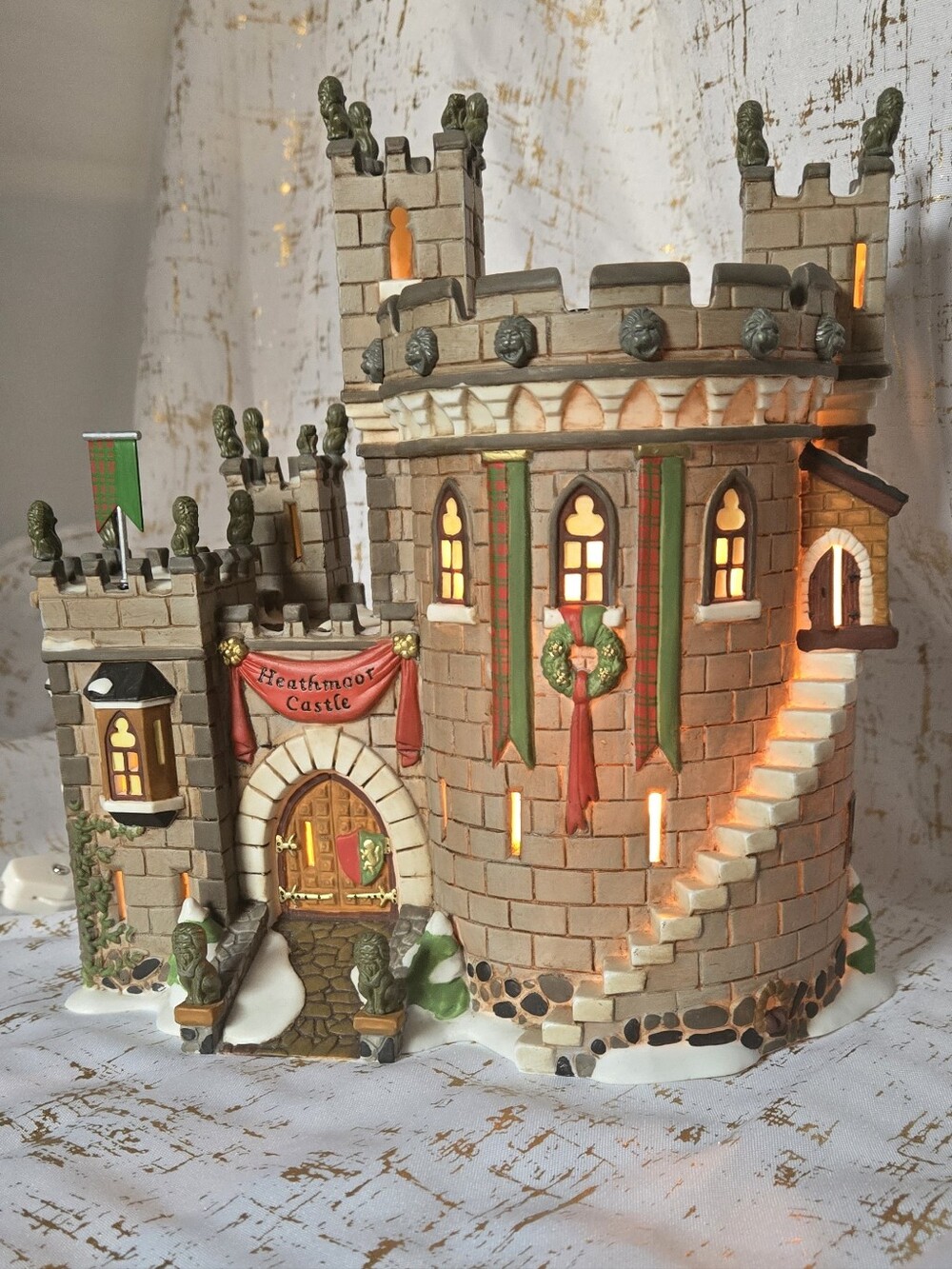 Heathmoor Castle Lighted Holiday Decoration Dickens' Village Series